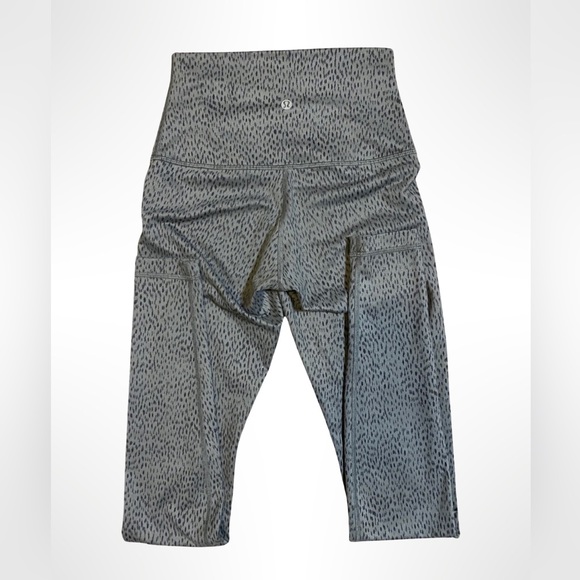 Lululemon define jacket & leggings bundle size 4 - Picture 15 of 15